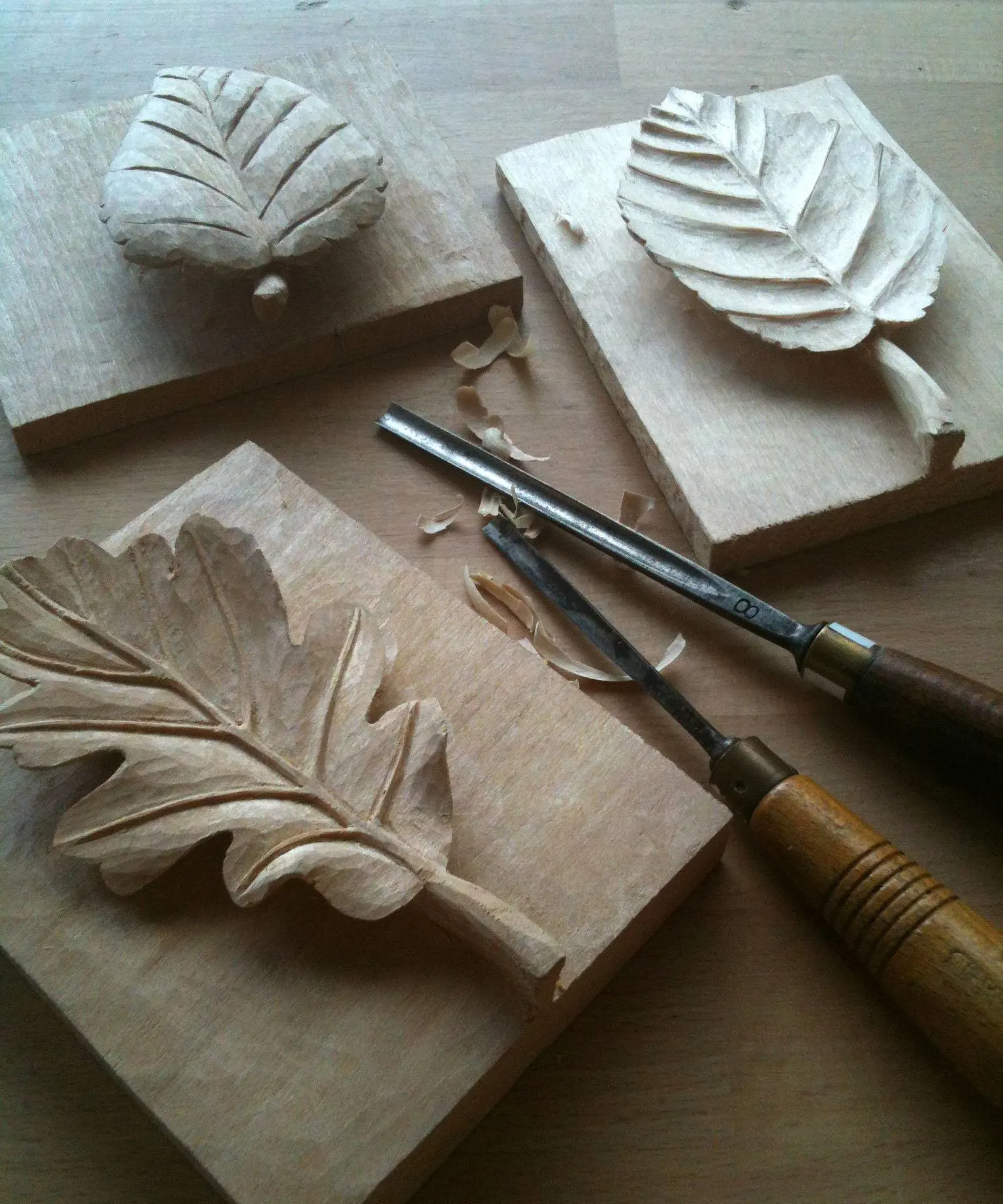 The Best Wood Carving Knives, Chisels, and Tools