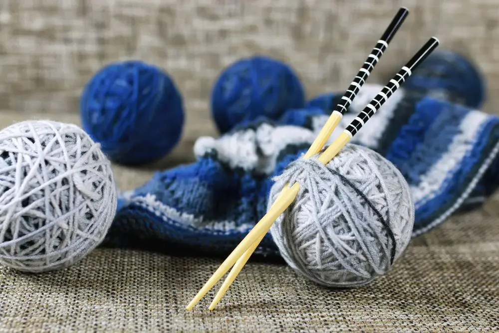 Knitting Needles Ball