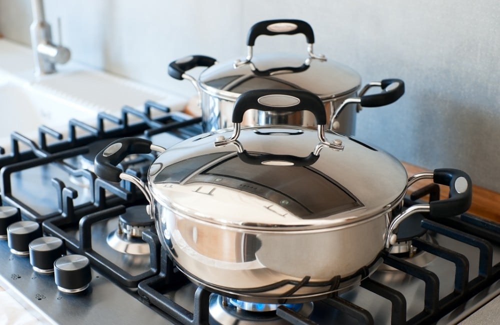 Stainless Steel vs. Nonstick Cookware: Stainless Pans