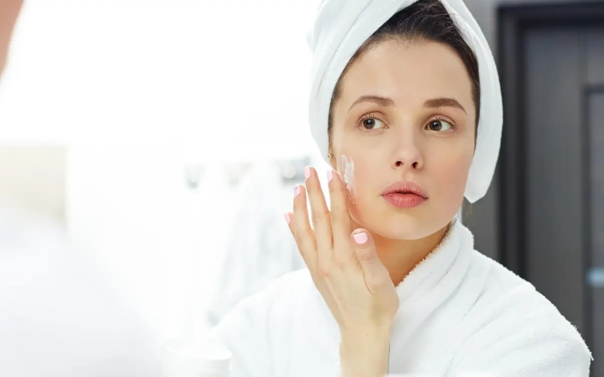 Best Organic Face Moisturizers 2025 + Natural & Vegan Options