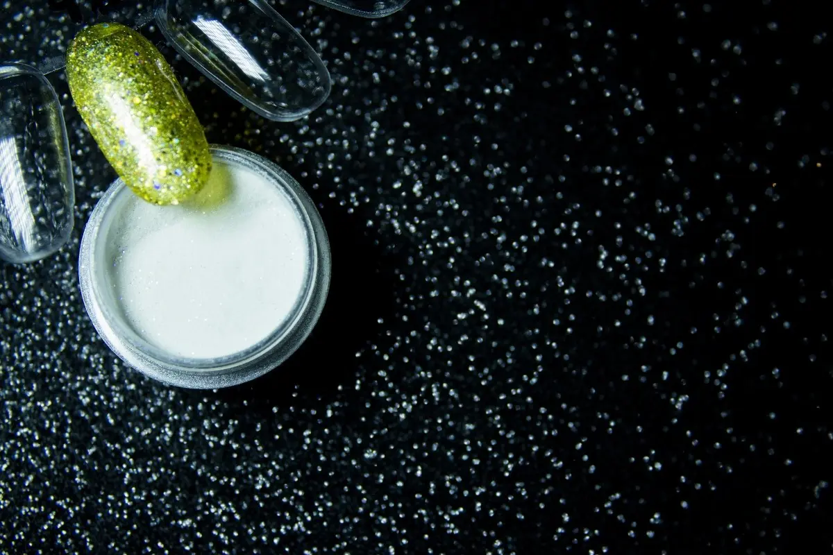 7 Best Nail Dip Powders in 2025
