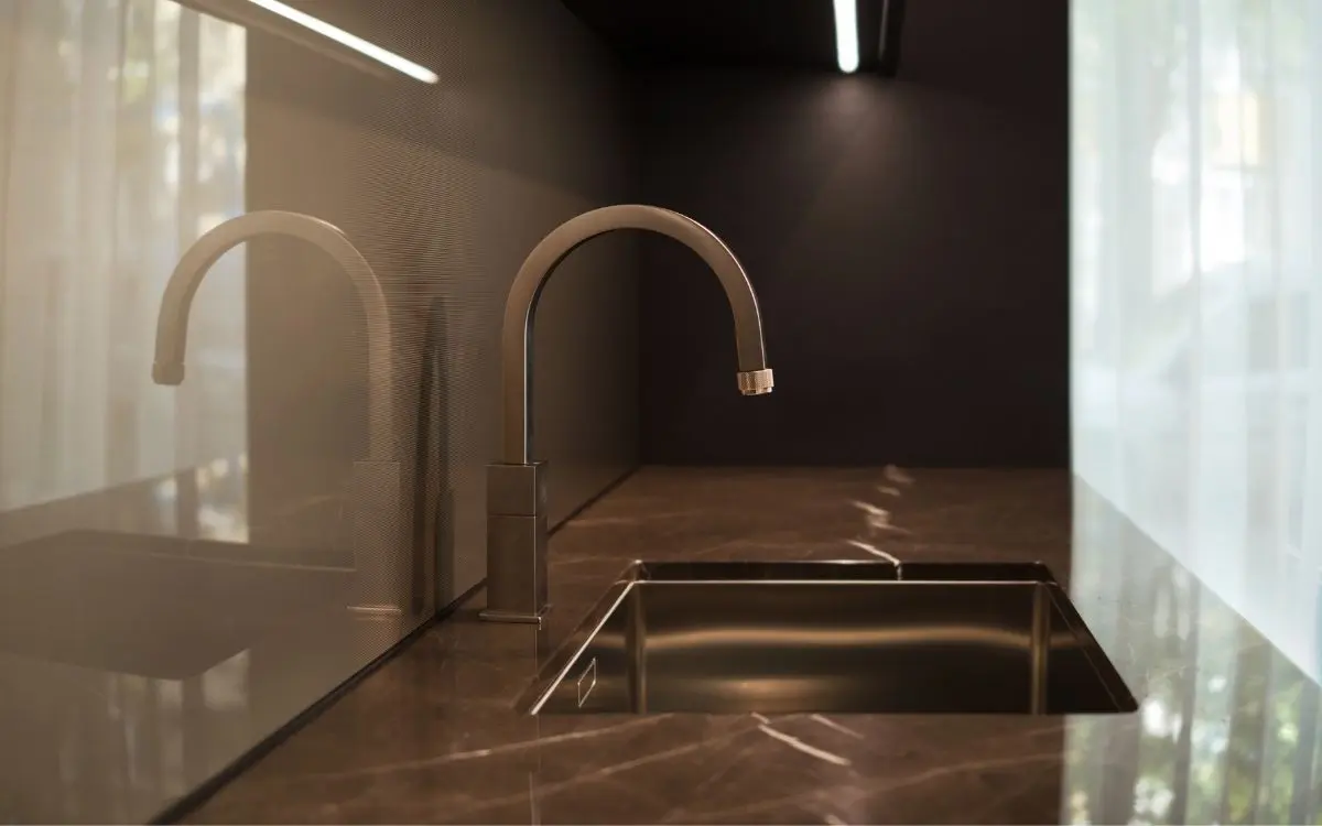 7 Best Touchless Kitchen Faucets in 2025