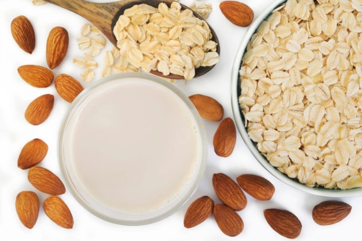 Oat Milk vs. Almond Milk Comparison