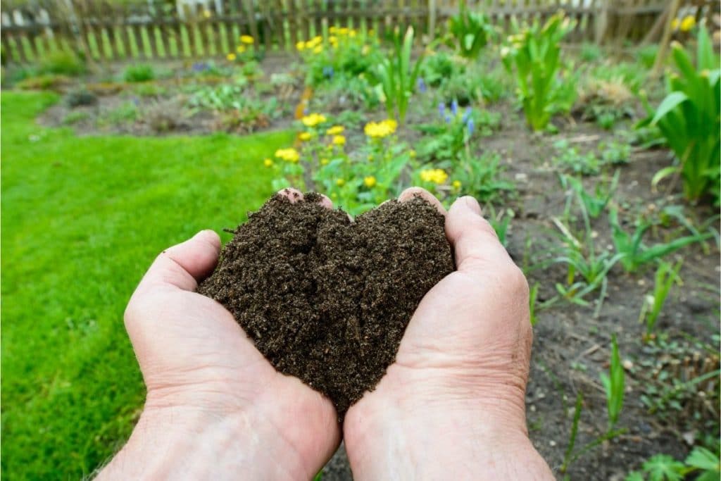 Holding Compost from Tumbler