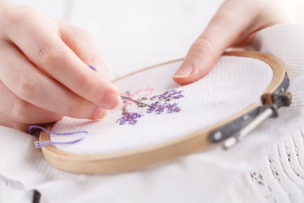 Using Best Embroidery Threads with hand embroidery