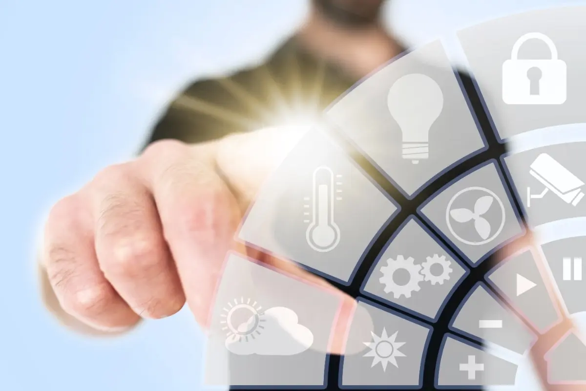 9 Best Z-Wave Controllers in 2025 for Your Smart Home