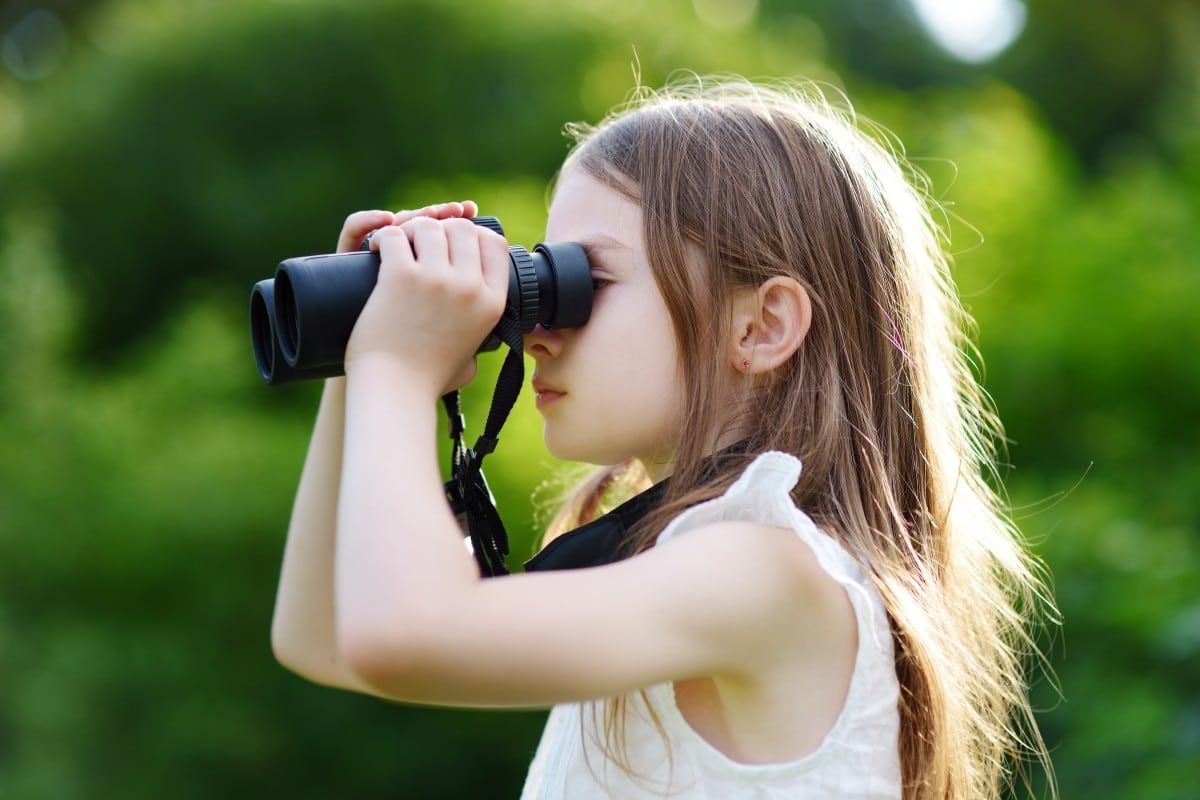 7 Best Binoculars for Kids in 2022