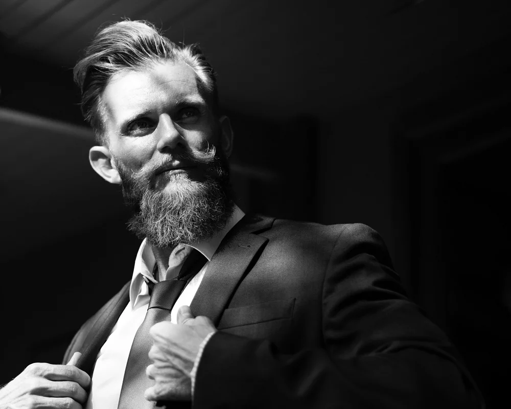 How-to-Trim-a-Long-Beard-Select-Your-Style