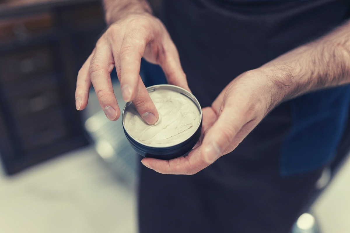 6 Best Pomade for Thick Hair in 2024: Matte, Shine, Strong Hold