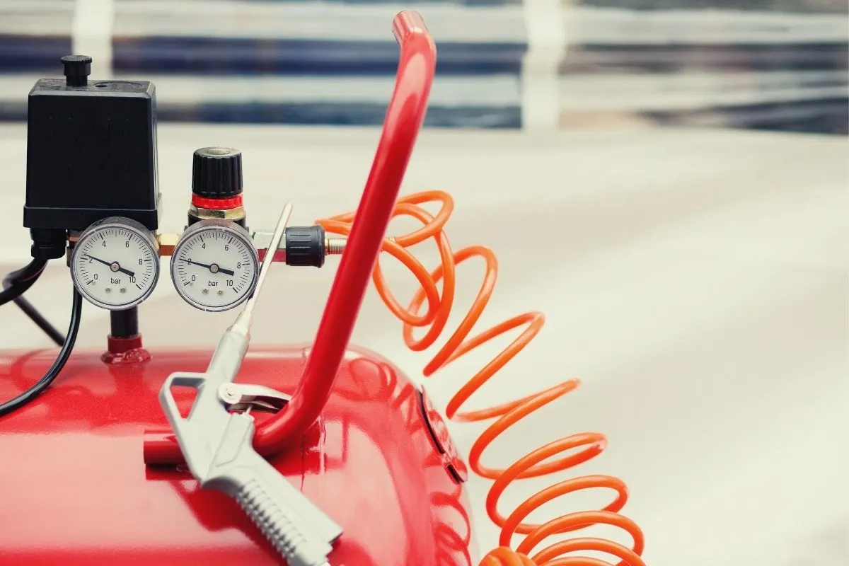 7 Best Air Compressors for Home Garage: Large, Small, Quiet and More (2025)